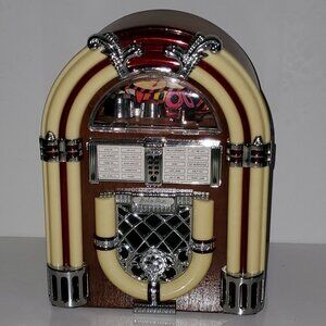 VINTAGE 1990 JUKE BOX DESIGN AM-FM RADIO, FULLY FUNCTIONAL, AA BATTERY POWERED